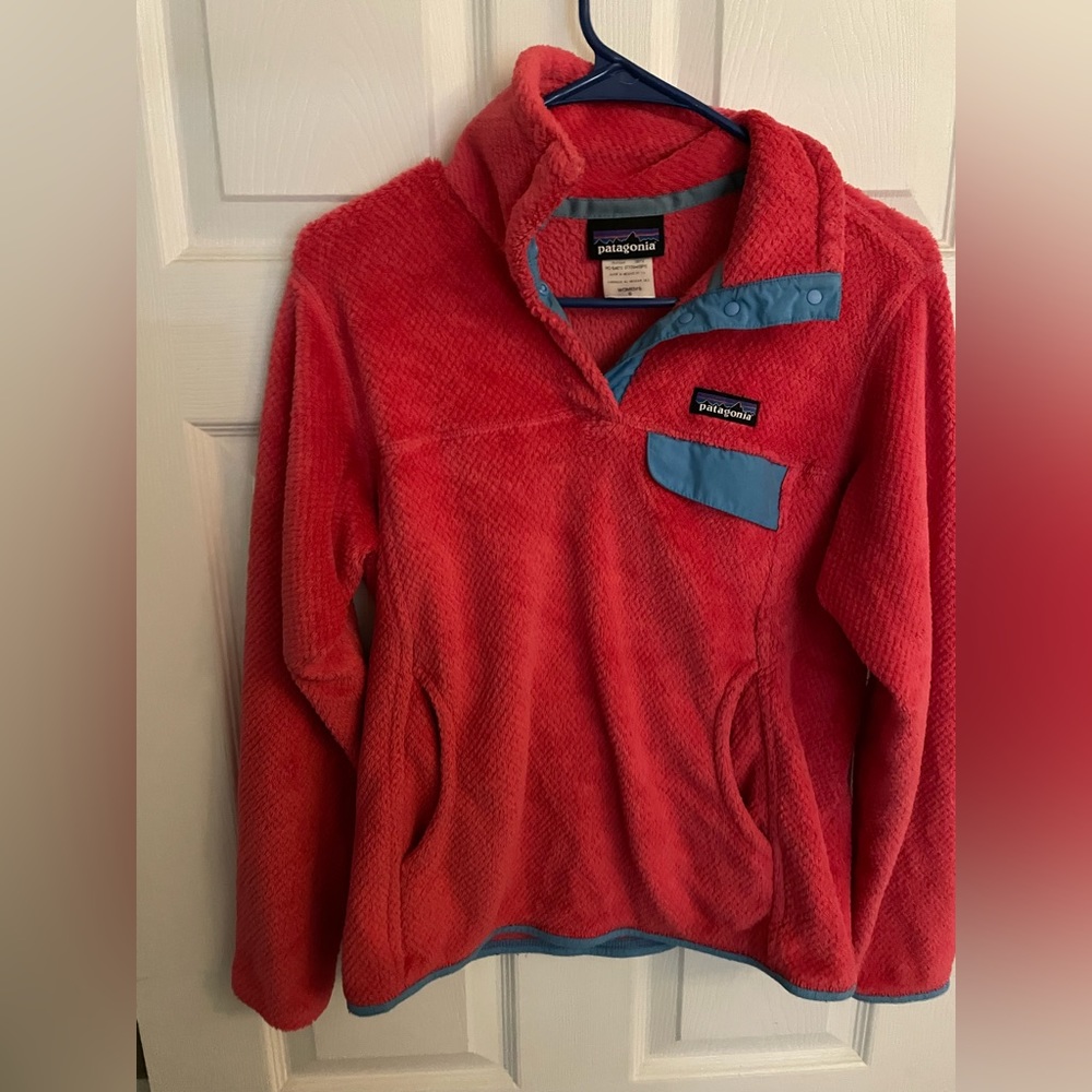 Women’s Patagonia pullover. Only wore a few times